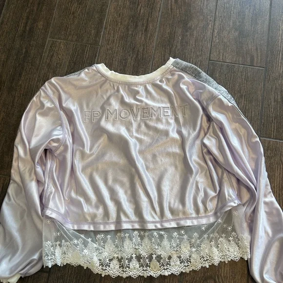 Free People movement track star layer top - Picture 6 of 7